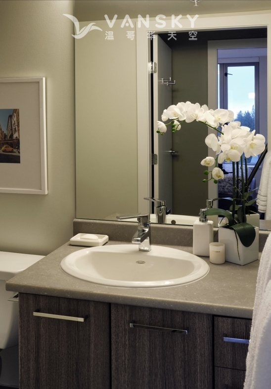 250923023002_home3 6.jpg